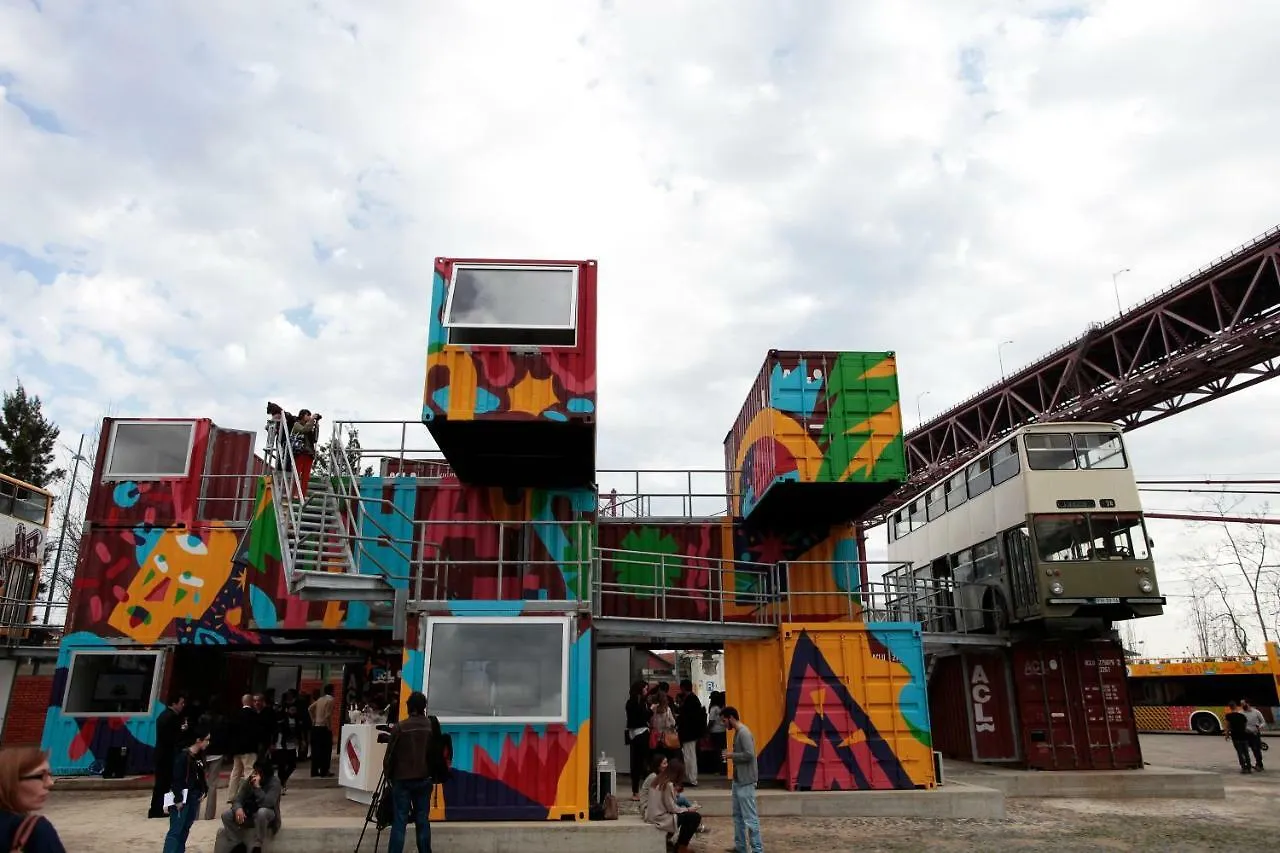Апартаменты Arts, Cultural & Design District With A Sunny View Лиссабон Португалия
